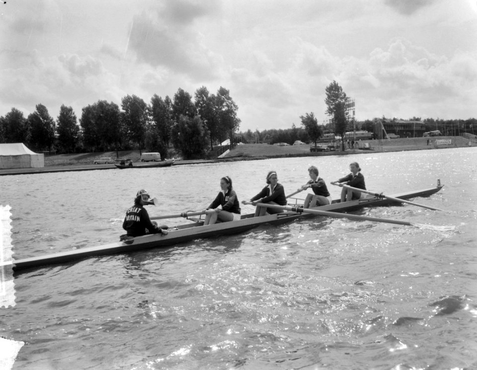 Europese roeikampioenschappen Bosbaan Amsterdam, 4 met stuurvrouw Groot-Brittan…, Bestanddeelnr 916-7107