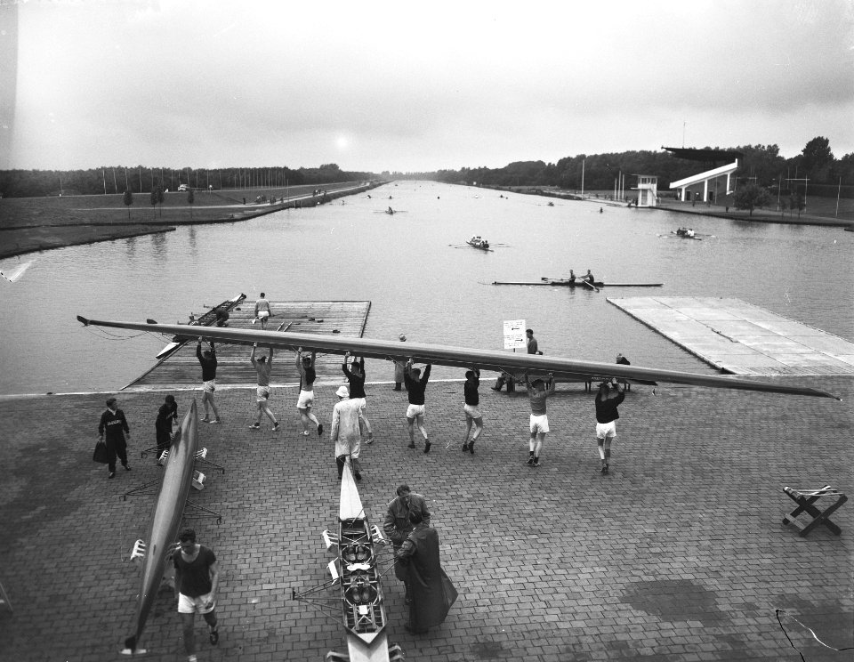 Europese Roeikampioenschappen Amsterdam, Legas 8 gaat te water, Bestanddeelnr 906-6787