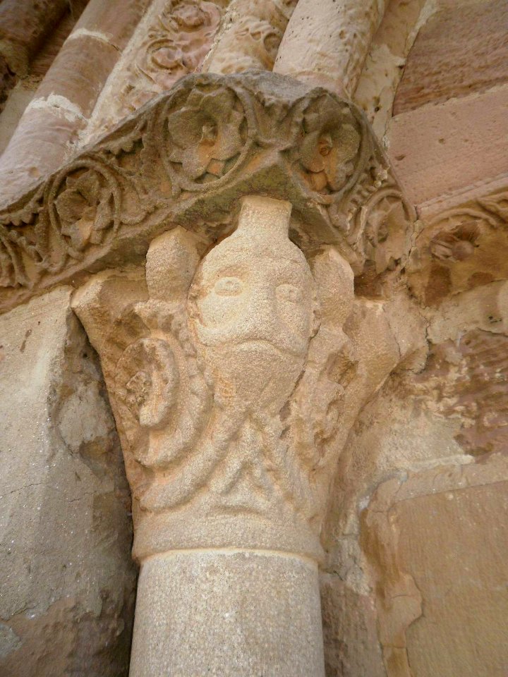 Eunate - Ermita de Santa María 05