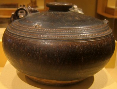 Ewer from Cambodia, Angkorian era, 12th century, glazed stoneware, HAA