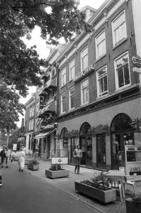 Exterieur cafe De Heeren van Aemstel in voormalige Moulin Rouge op Thorbeckeplei, Bestanddeelnr 934-2822
