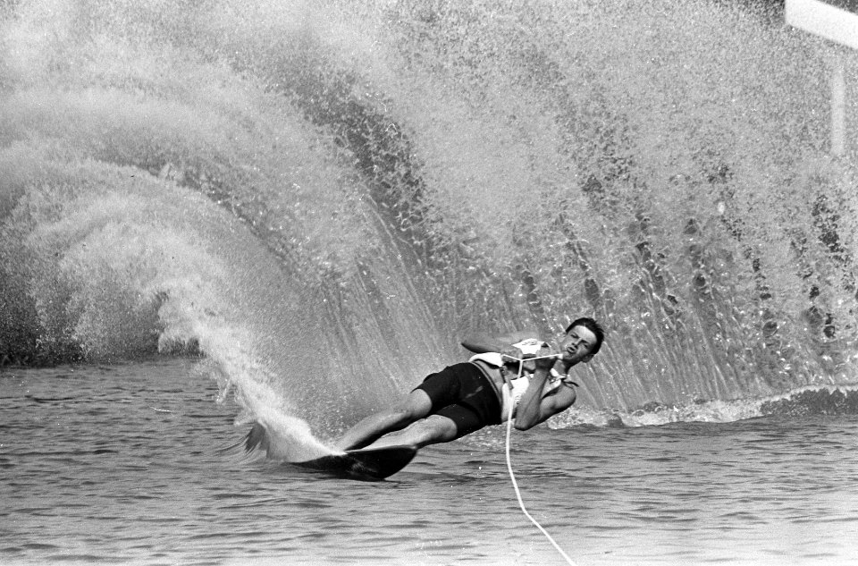 Europese Kampioenschappen Waterski op de Bosbaan. De Belgische kampioen Frank De, Bestanddeelnr 920-5772
