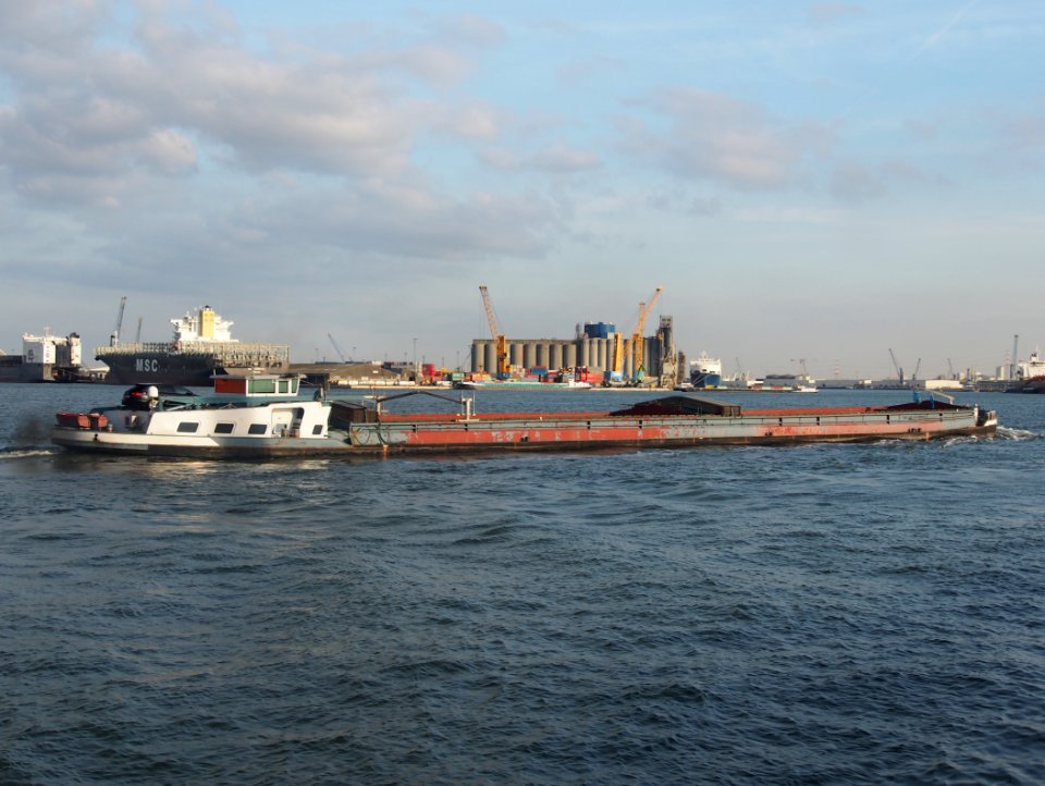 Eragon (ship, 1925), ENI 06003435, Port of Antwerp pic4