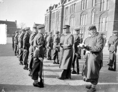 Excersitiewedstrijden Koninklijke Landmacht Den Haag, Bestanddeelnr 906-2660