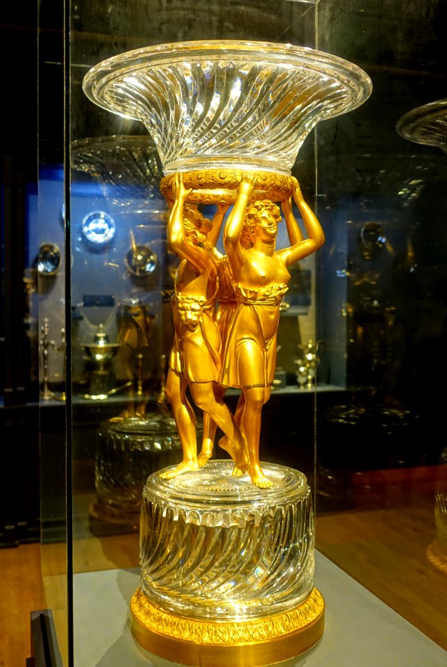 Epergne piece, Pierre-Philippe Thomire, early 1800s, gilt bronze, crystal, view 1 of 2 - Montreal Museum of Fine Arts - Montreal, Canada - DSC08653