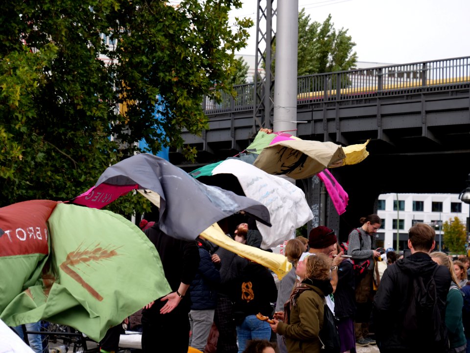 Extinction Rebellion blockade Jannowitzbrücke 2019-10-09 07