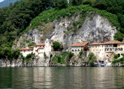 Eremo di Santa Caterina del Sasso 5
