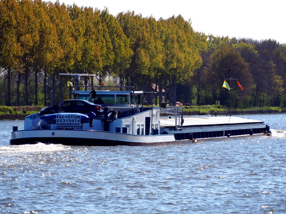 Factotum, ENI 02315974 at the Amsterdam-Rhine canal, pic7