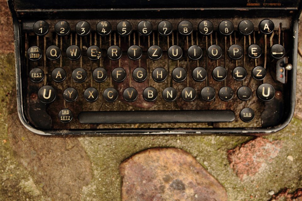 Old typewriter retro