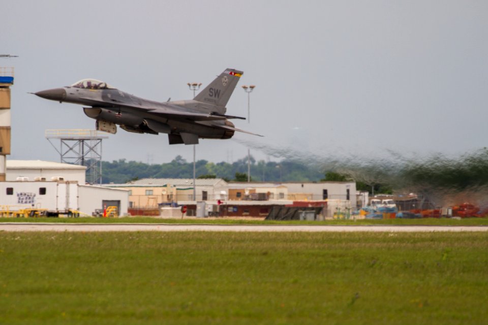 F-16 Demo NAS Ft Worth Air Show 2016-2
