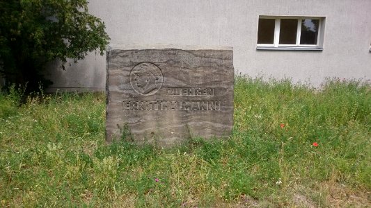 Ernst-Thaelmann-Gedenkstein in Potsdam
