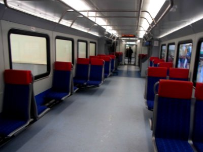 EG2Tv-001 motor car interior 1