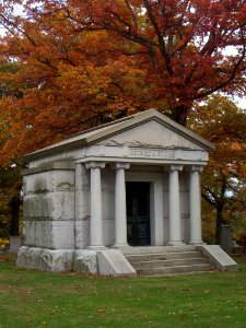 Elkins (George W.) Mausoleum, Homewood Cemetery, 2015-10-29, 03