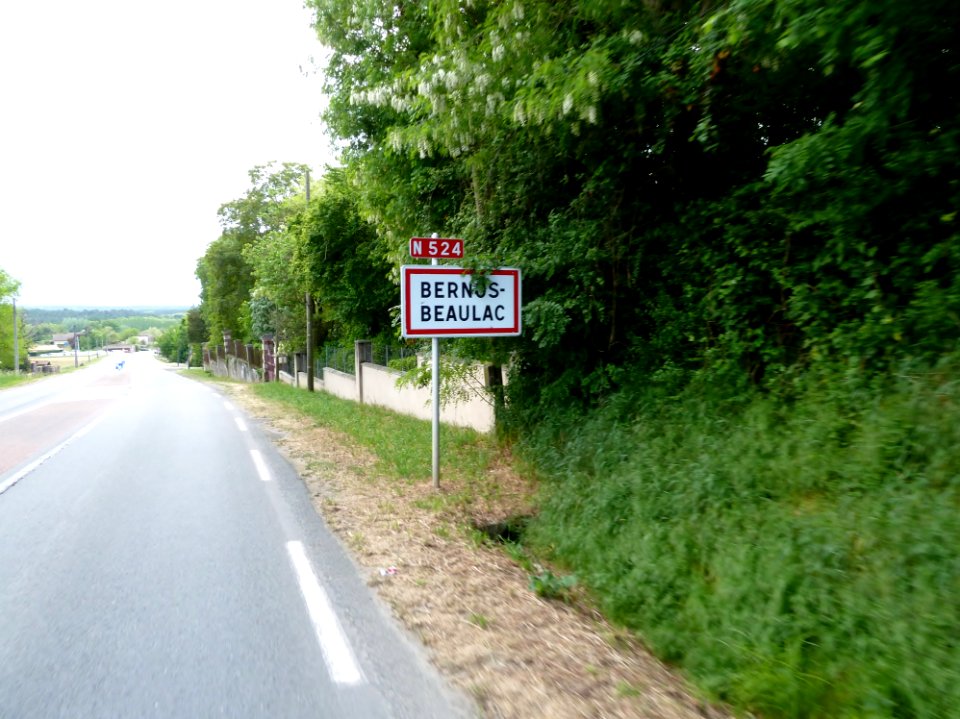 Entrée dans Bernos-Beaulac