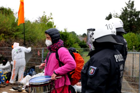 Ende Gelände Orange finger 2020-09-26 170