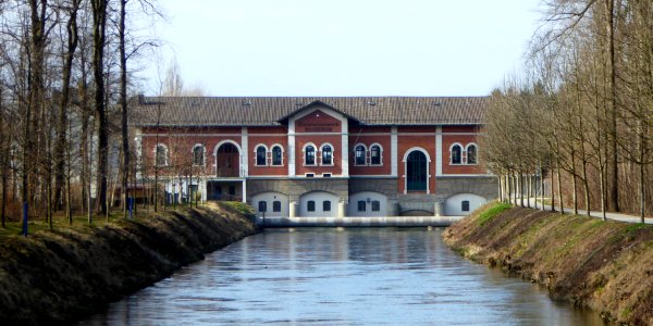 Elektrizitätswerk Rosenheim von Osten, 1