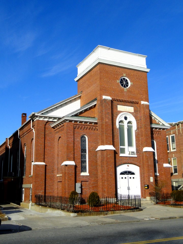Evangelical Primitive Methodist Church, formerly Church of the Good Shepherd (Universalist) - Lawrence, MA - DSC03600