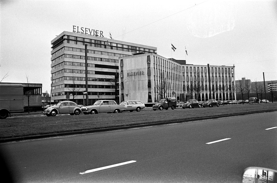 Prins Bernhard opent hoofdgebouw Elsevier, exterieur gebouw Elsevier, Bestanddeelnr 926-3843