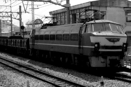 EF66 3 hauling freight train