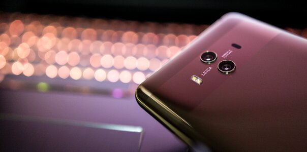 Mate 10 bokeh aperture