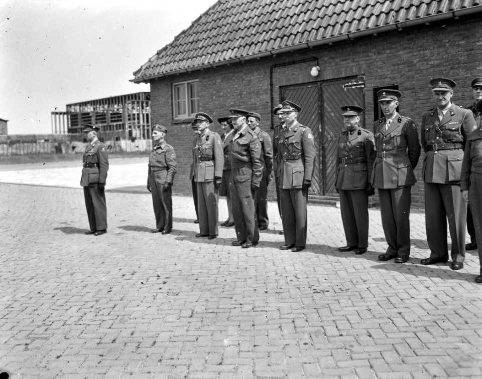 Eenjarig bestaan Kaderschool, Bestanddeelnr 901-8013