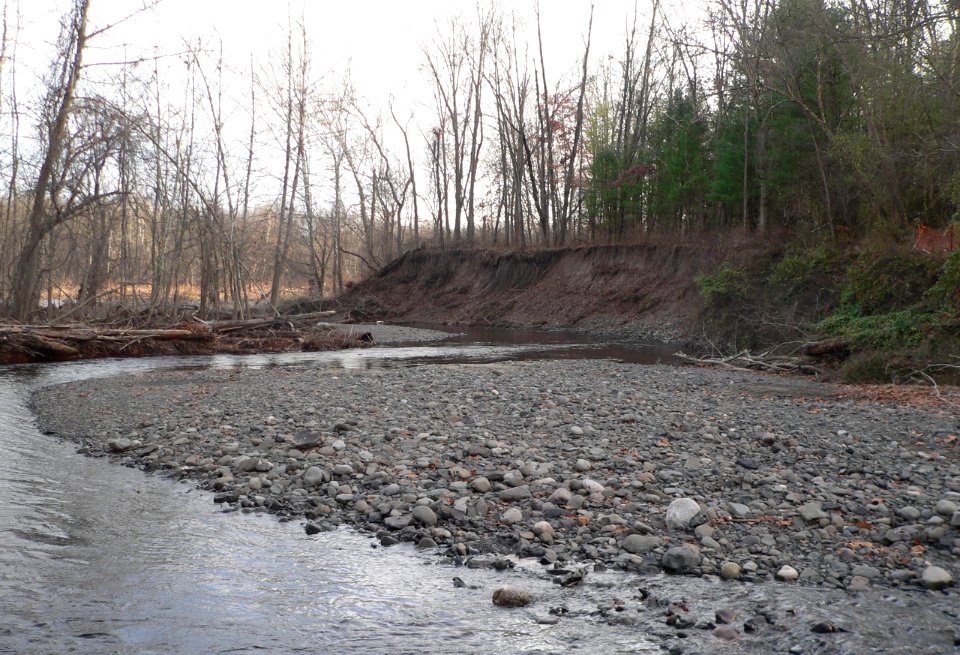 Raymondskill Creek Manna site cut bank 1
