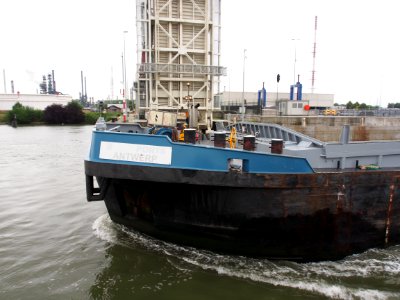 Ports Antwerp - ENI 06004172, Van Cauwelaersluis, Port of Antwerp pic3