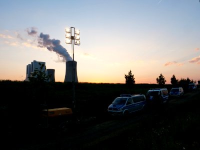 Police light tower in front of Neurath power-plant 01
