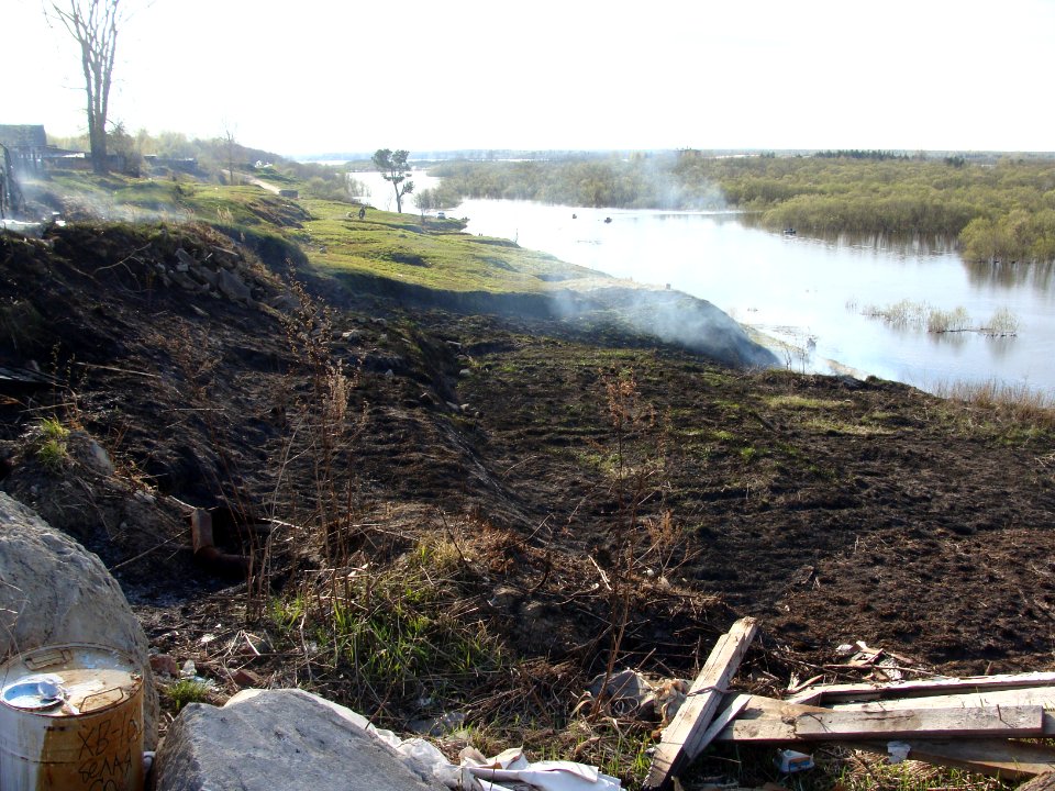 Pozhar u cerkvi, Koryazhma 14.05.2011 (05)