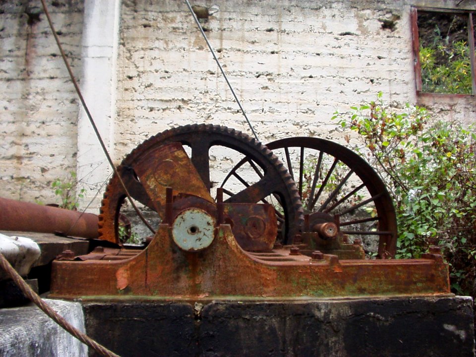 Pozo abandonado en el Barranco de Azuaje, 2002 03