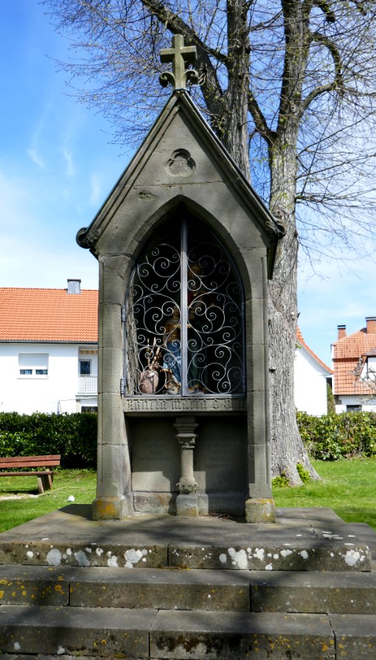 Rüthen - Heiligenhäuschen am Hachtorkreisel
