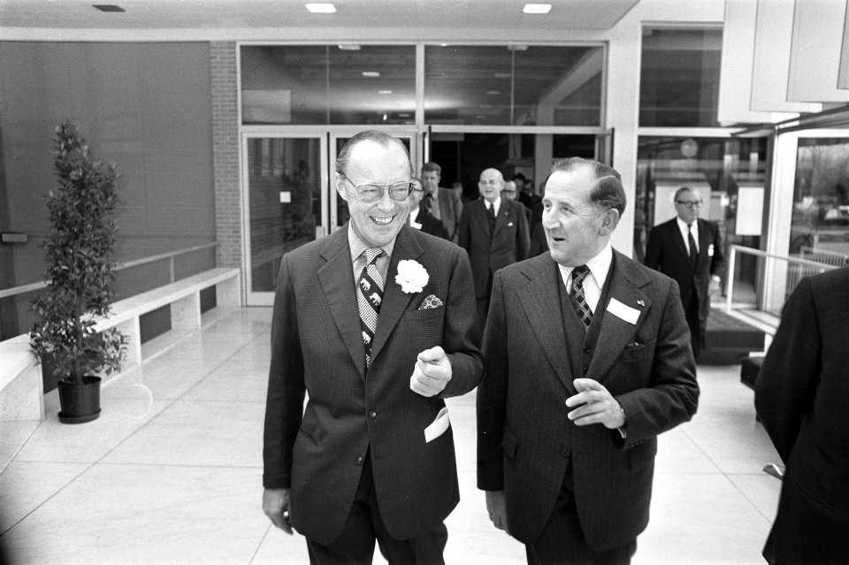Prins Bernhard bij jubileumbijeenkomst t.g.v. 75 jaar Verbond van Nederlandse On, Bestanddeelnr 927-6168