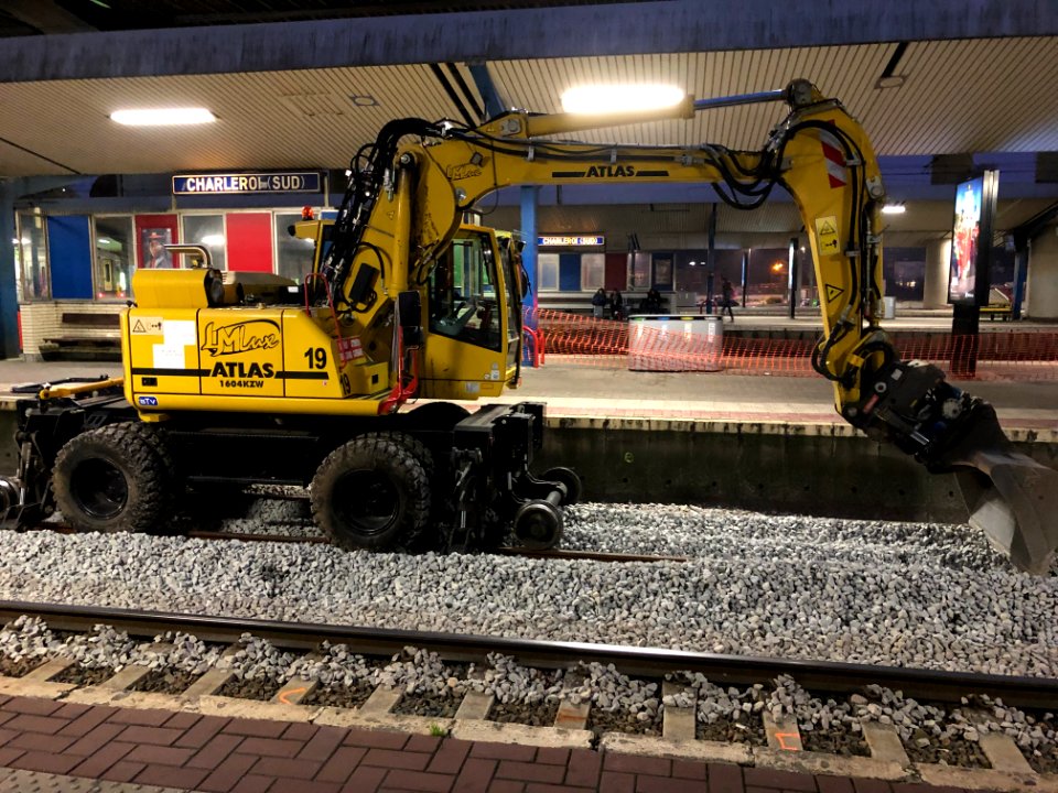 Réfection de la voie 6 de la gare de Charleroi-Sud 003