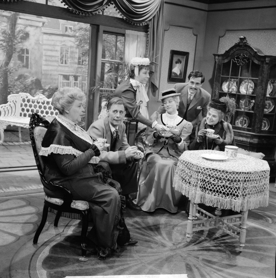 Pygmalion voor TV, B. van der Berg en Kitty Jansen, Bestanddeelnr 913-9664