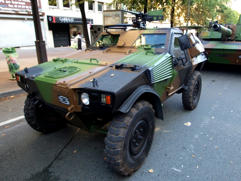 Panhard VBL (Vèhicule Blindé Legér), French army licence registration '6924 0057' pic2
