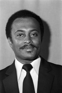 Portret van Iwan Graanoogst, surinaams minister van leger en politie., Bestanddeelnr 931-6585