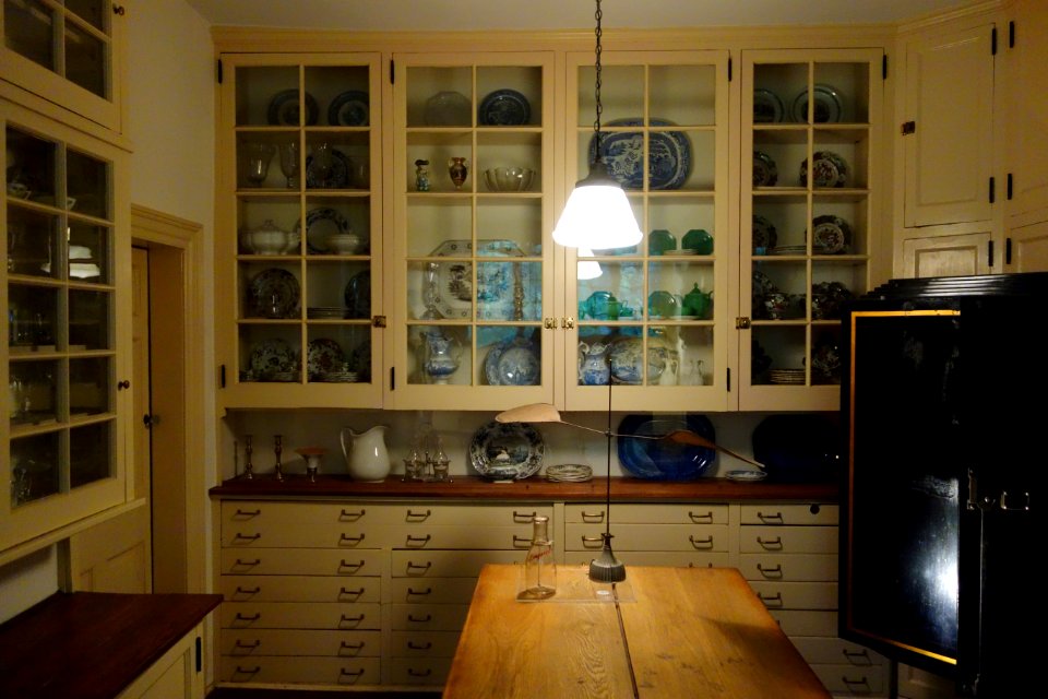 Peirce-du Pont House kitchen - Longwood Gardens - DSC00938