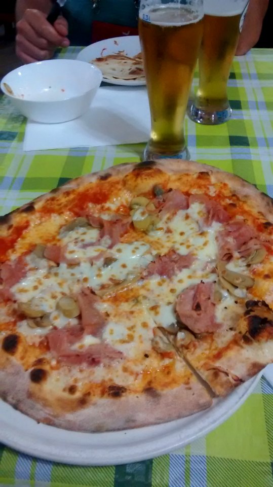 Pizza and beer in Esino Lario