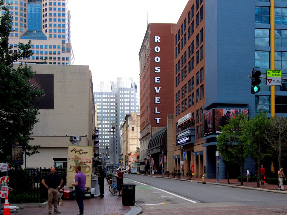 Pittsburgh Downtown 2019-06-25 Penn Avenue 02