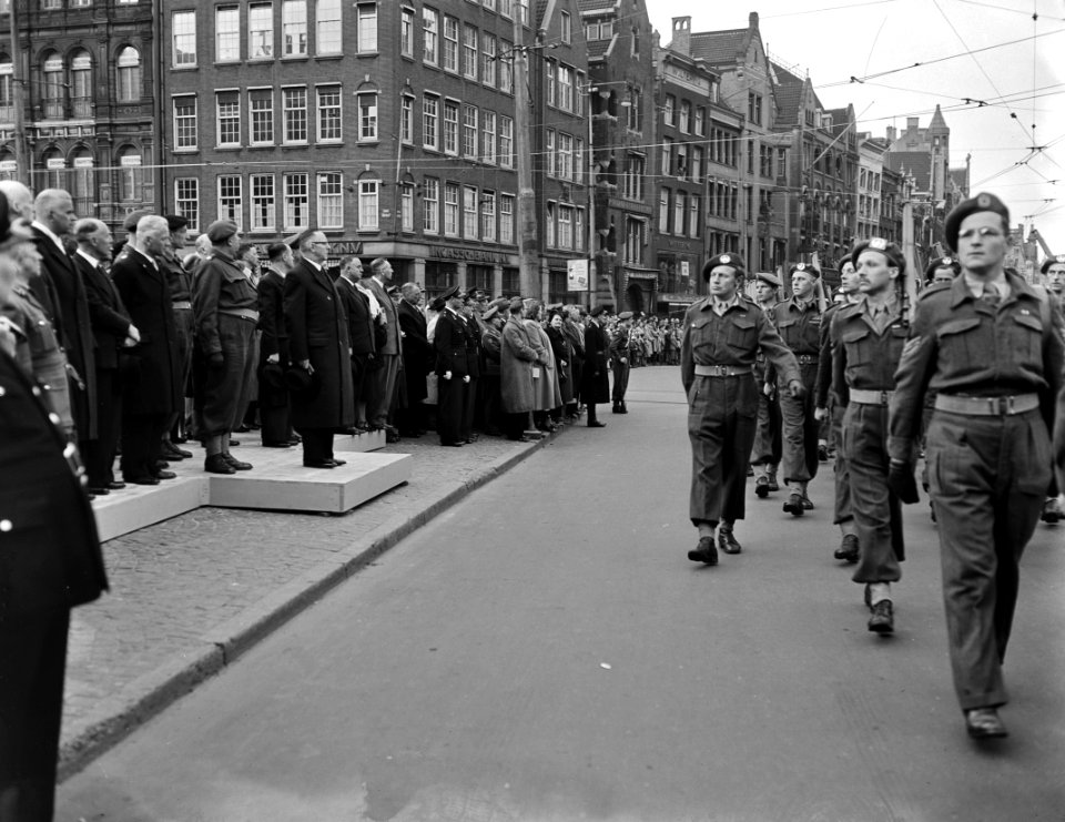 Parade Nationale Reserve Amsterdam, Bestanddeelnr 905-0784