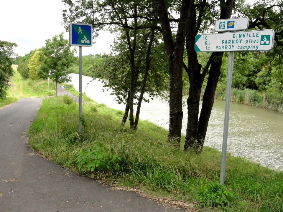 Parroy (M-et-M) voie verte canal de la Marne au Rhin