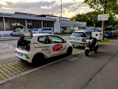 Pizza+Pasta Tübingen Auto und Roller photo