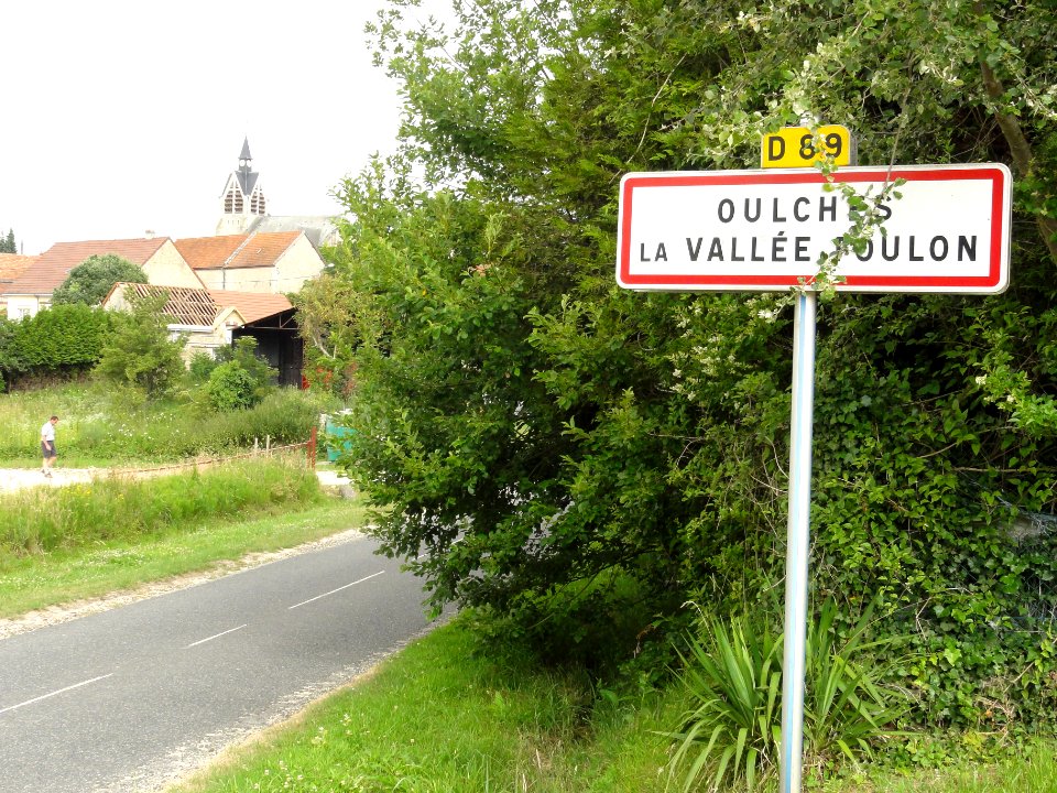 Oulches-la-Vallée-Foulon (Aisne) city limit sign