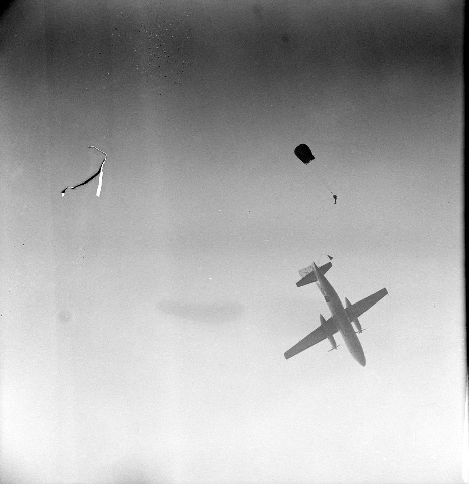 Parachutistenopleiding te Gilze-Rijen (NB), Bestanddeelnr 919-1717