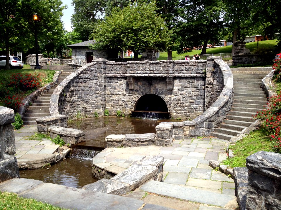 Patriots Park Tarrytown NY water basin and stone bridge