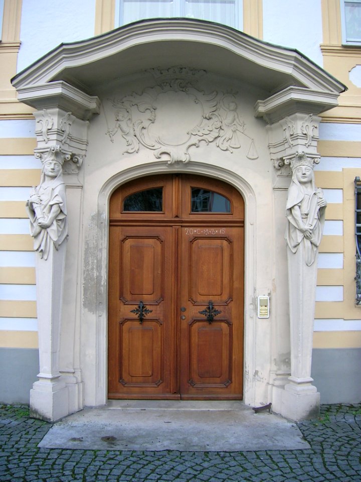 Pater-Philipp-Jeningen-Platz 4 Eichstätt -Portal