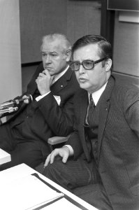 Persconferentie over fusie Albert Heyn en Simon de Wit in Zaandam Albert Heyn (, Bestanddeelnr 925-4055