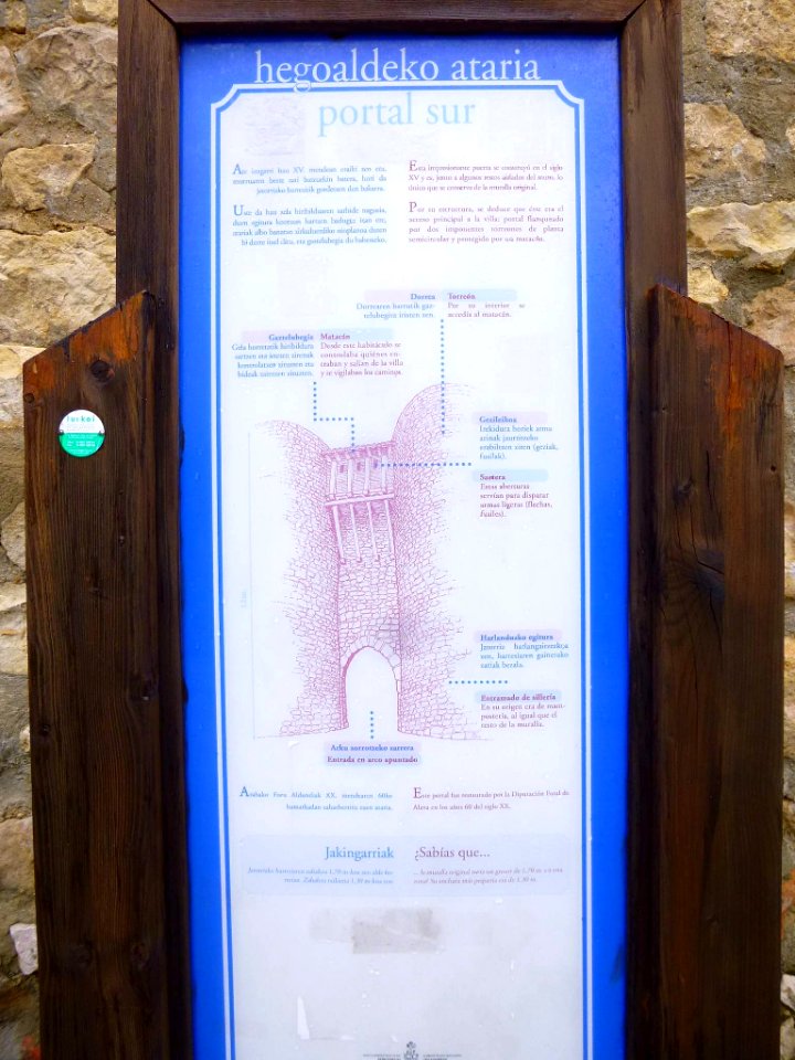 Peñacerrada - Puerta amurallada 23