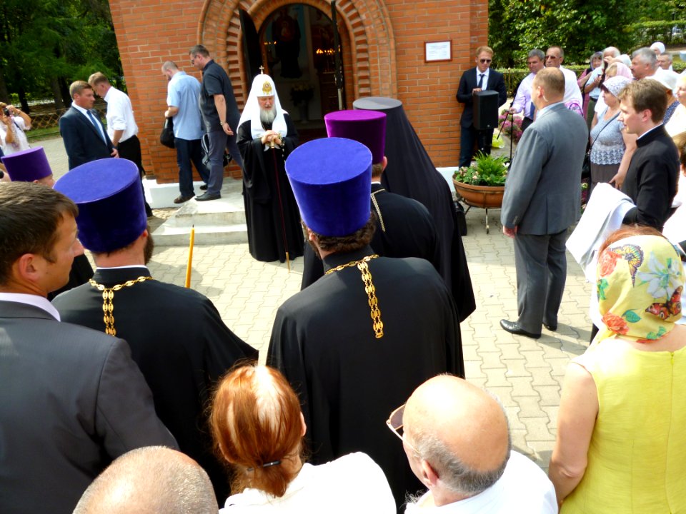 Patriarch Kirill in Memorial park 12