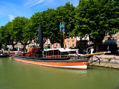 Pieter Boele (tugboat, 1893), Stoomsleepboot in binnenhaven - Dordrecht pic2